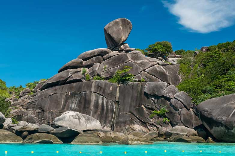 ทัวร์เกาะสิมิลัน