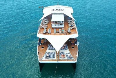 luxury catamaran phuket