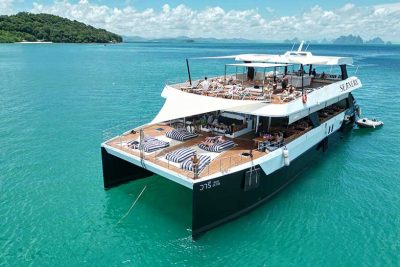 luxury boat trips phuket