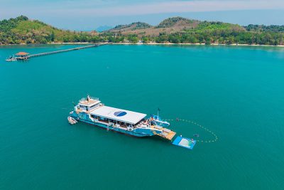 เรือ party phuket