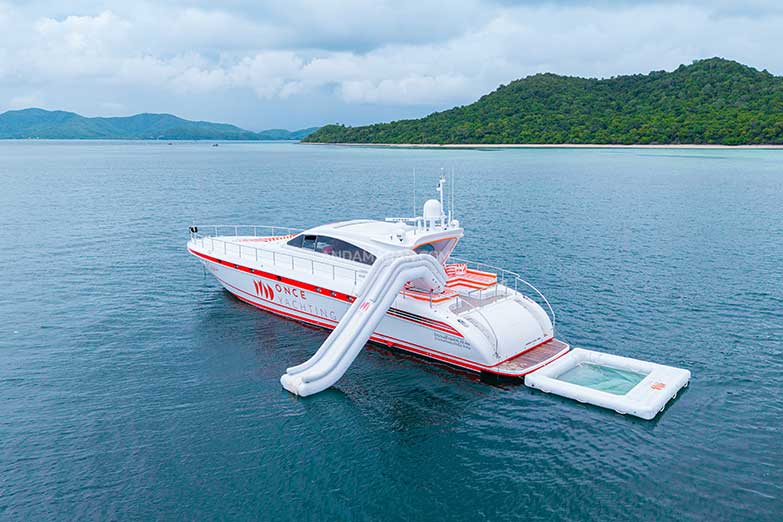 Cognac Arno Leopard 75ft Motor Yacht